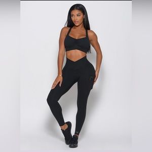 Bombshell Contour Leggings- small